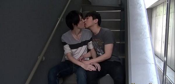  Sucking japanese twinks